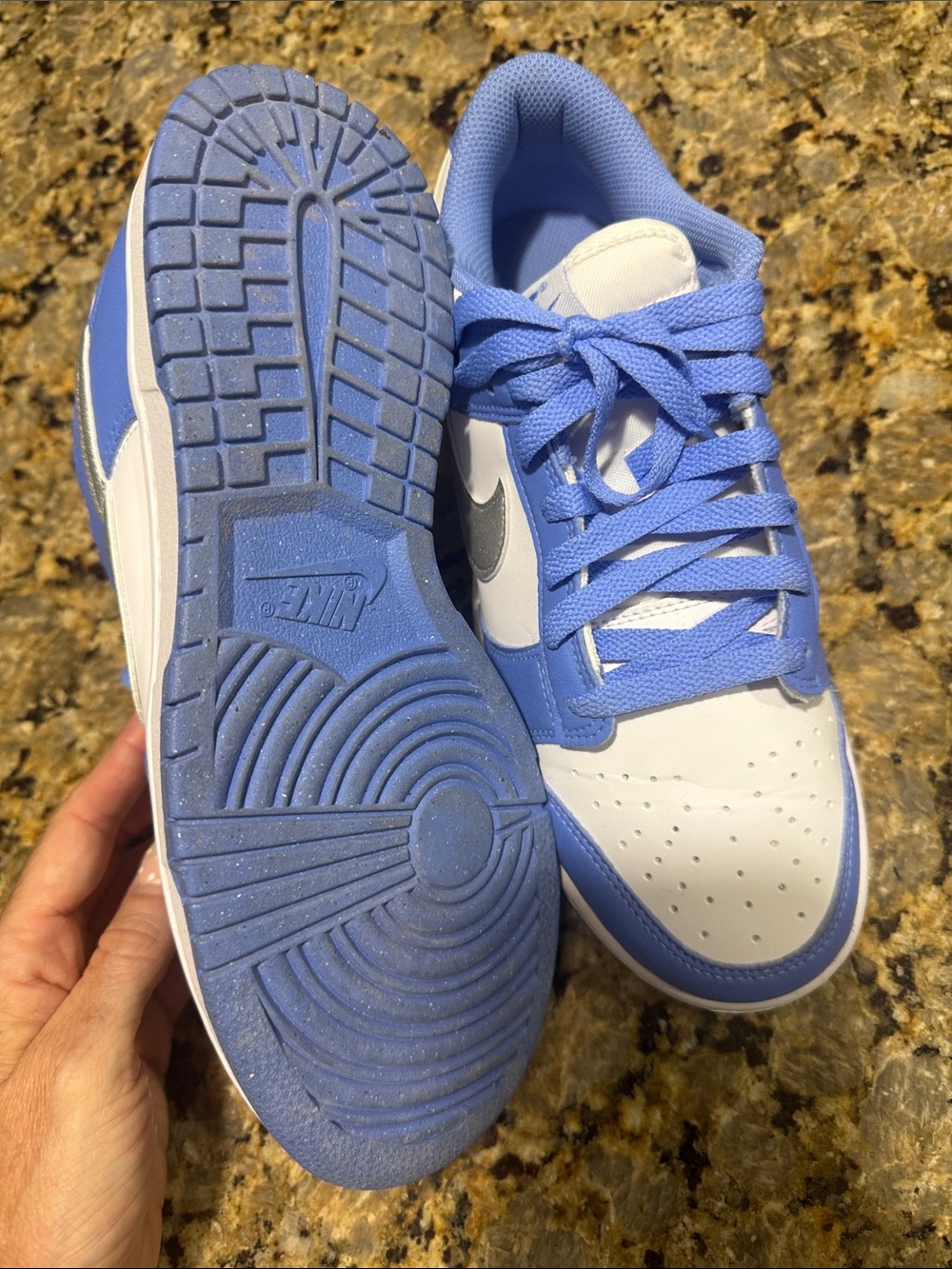 Nike dunks - Picture 3 of 3